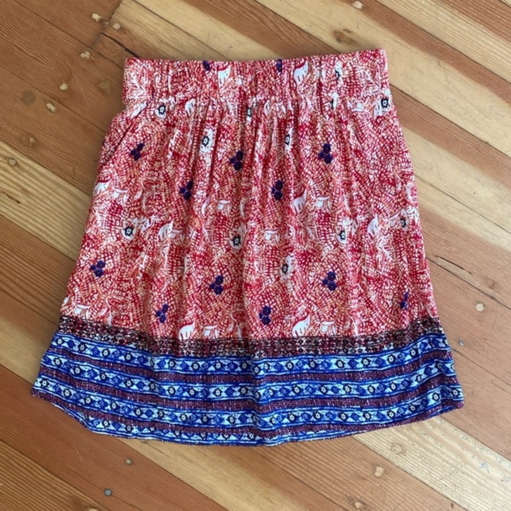 CAbi Red Blue Batik Print Skirt‎ Small